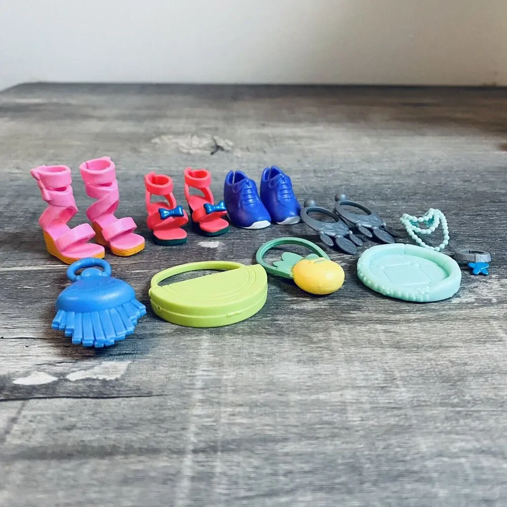 Boxy Girls Fashion Dolls  accessories